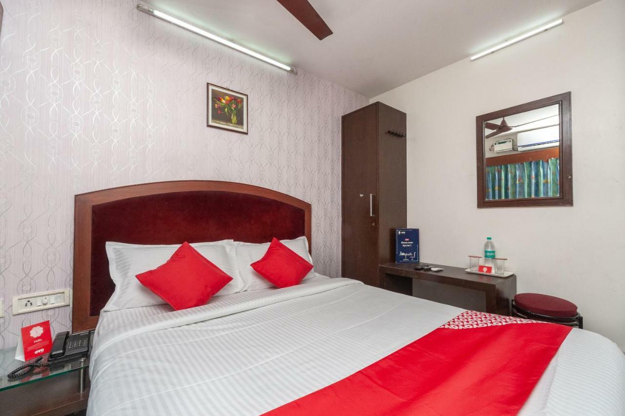 Oyo 8410 Rajeswari Tower Hotel